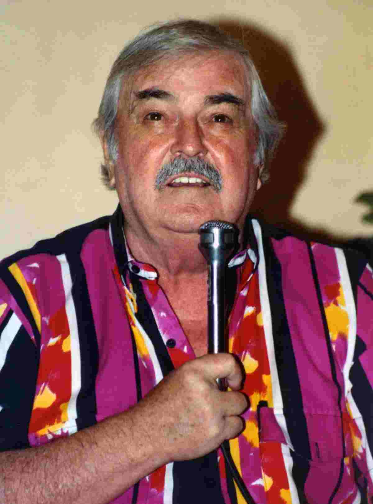 جیمز دوهان (1920-2005)