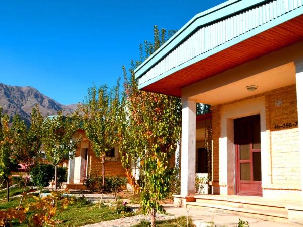 جاذبههای گردشگری و تفریحی چغاخور؛ choghakhor