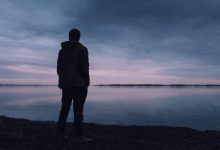 آیا هوش مصنوعی می‌تواند خطر خودکشی را پیش‌بینی کند؟ از یادگیری ماشین تا علوم اعصاب