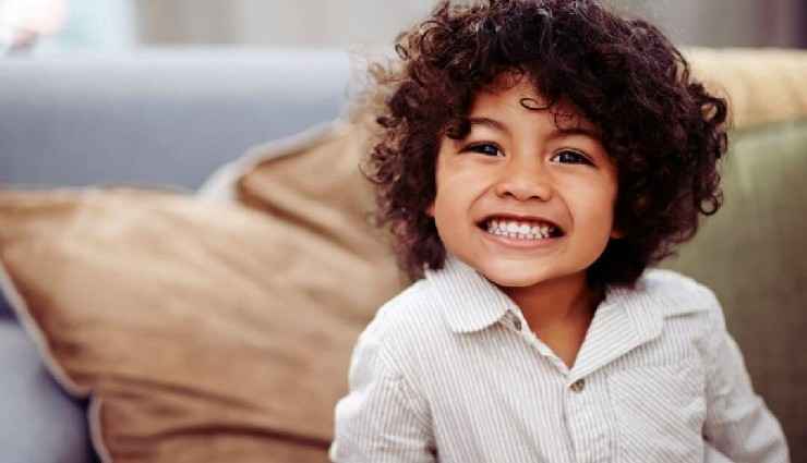 چرا دندانها نامرتب میشوند؟ | علت کجی و شلوغی دندانها چیست؟