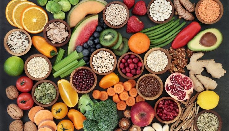 ۹ ماده غذایی مناسب برای رشد و عملکرد مغز کودکان